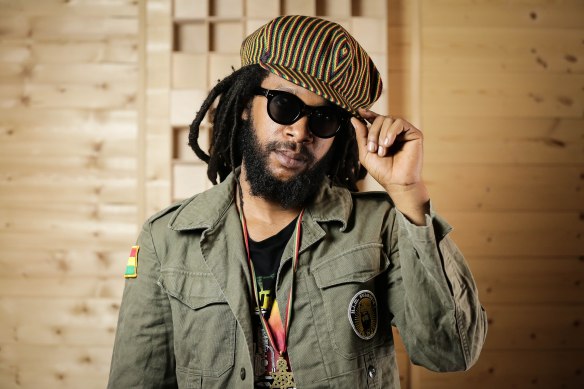 Micah Shemaiah - Evidence Music 09