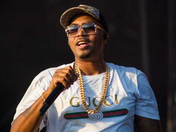 Nas_by_Mike_Lavin_@thehomelesspimp-800x600