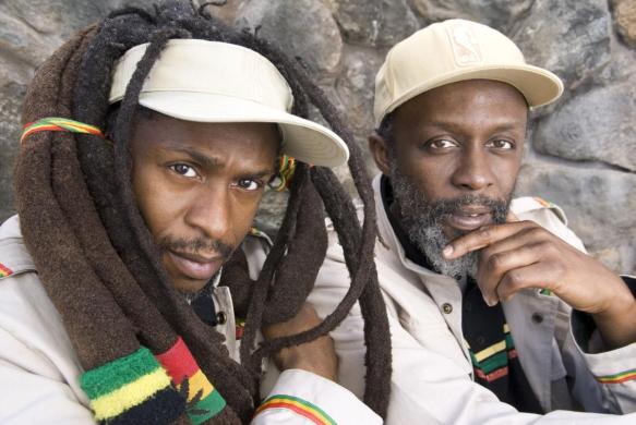 STEEL PULSE