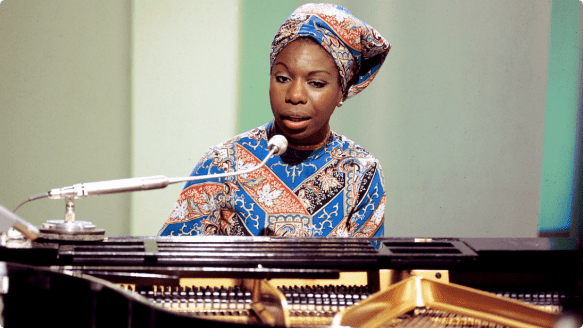 Nina-Simone-piano