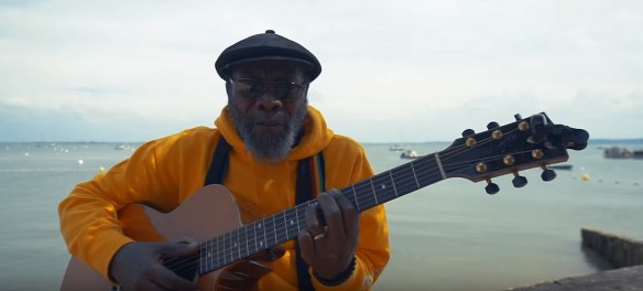 Clinton Fearon video