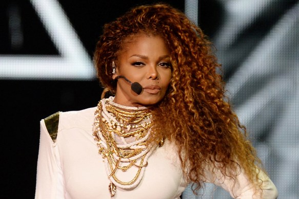 Janet-Jackson-Unbreakable-1716