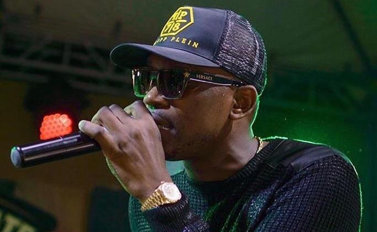 Busy-Signal-live